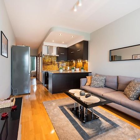 Wola Prime 2-Bedroom Apartment وارسو المظهر الخارجي الصورة